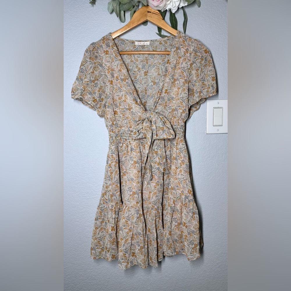 BLUSH BJ SUMMER DRESS IN EXCELLENT CONDITION SIZE  M